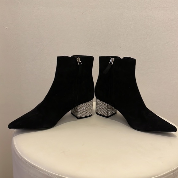 Nine West bootie - Picture 2 of 5